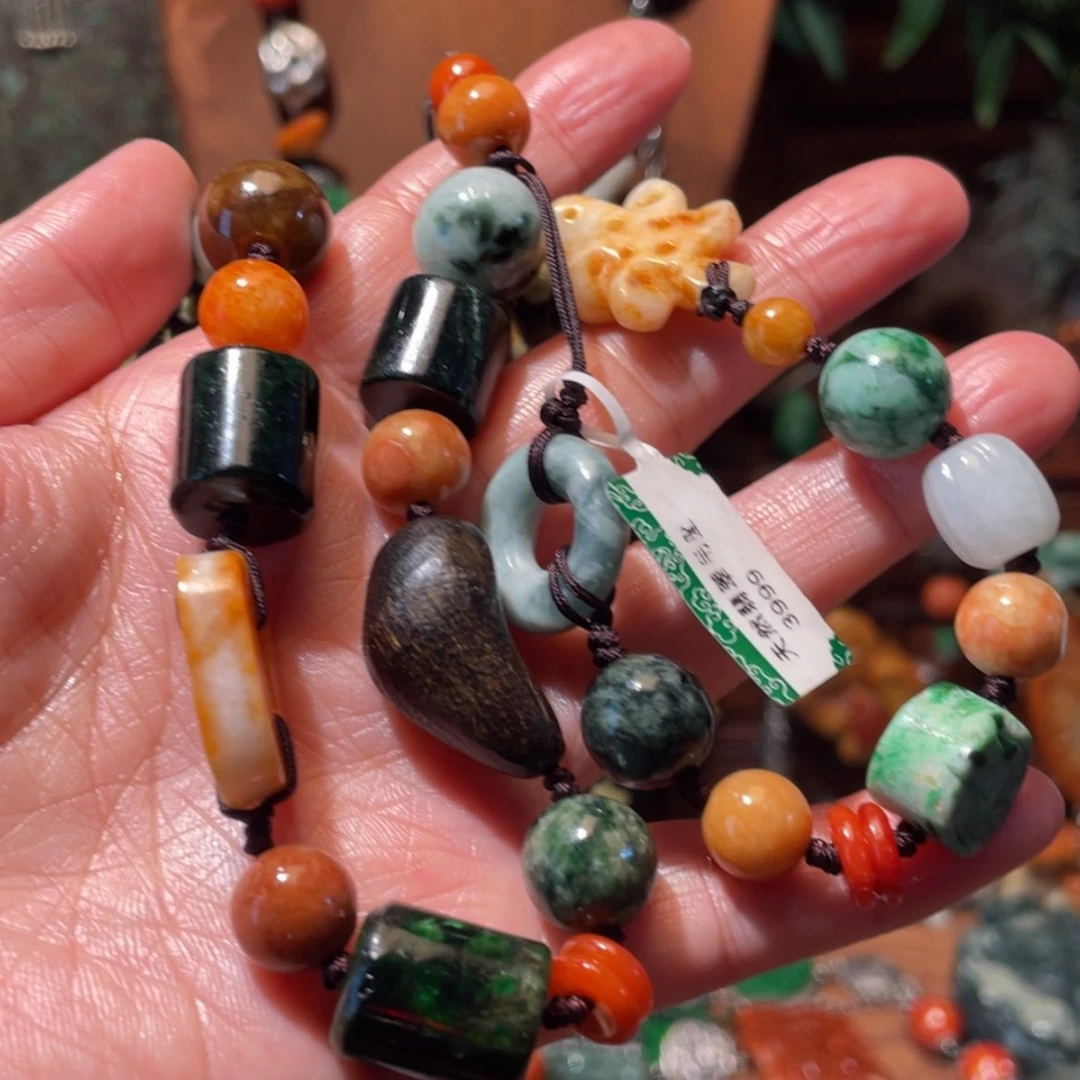 【闪购商品】颈饰未镶嵌翡翠