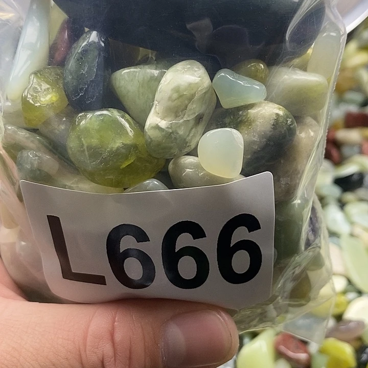 岫玉鱼缸石未镶嵌