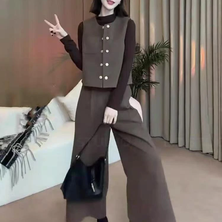 2025春季设计师新款时尚套装女 BLCMB0BN0359