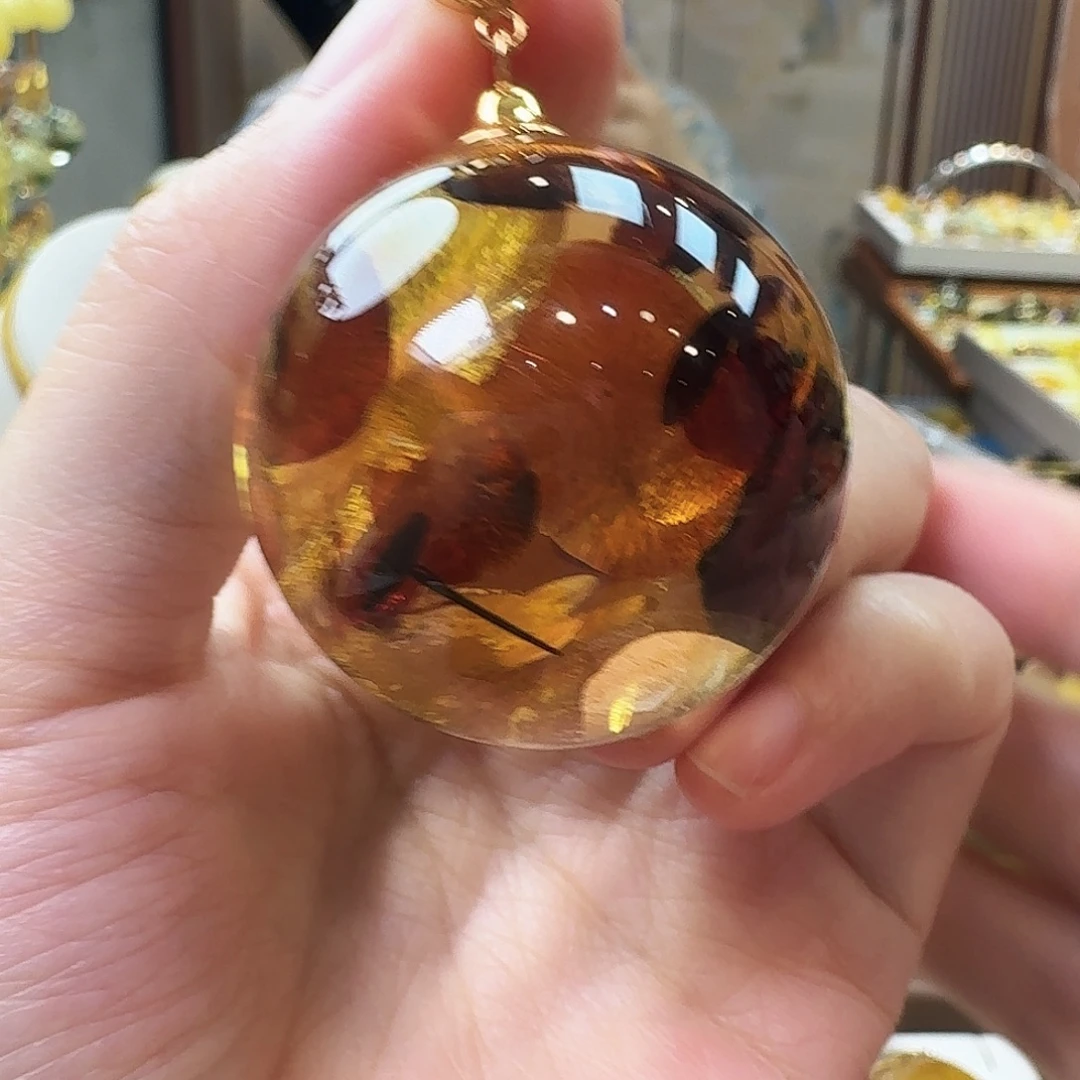 琥珀未镶嵌颈饰吊坠