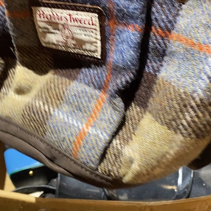 陈***嫂中古香水项链手链耳饰耳钉锆石（处理）