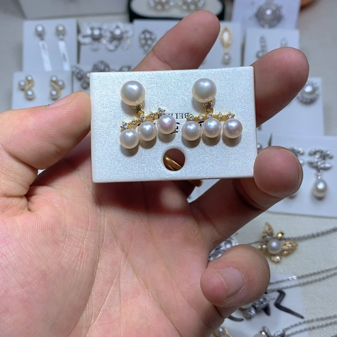 淡水珍珠耳饰未镶嵌