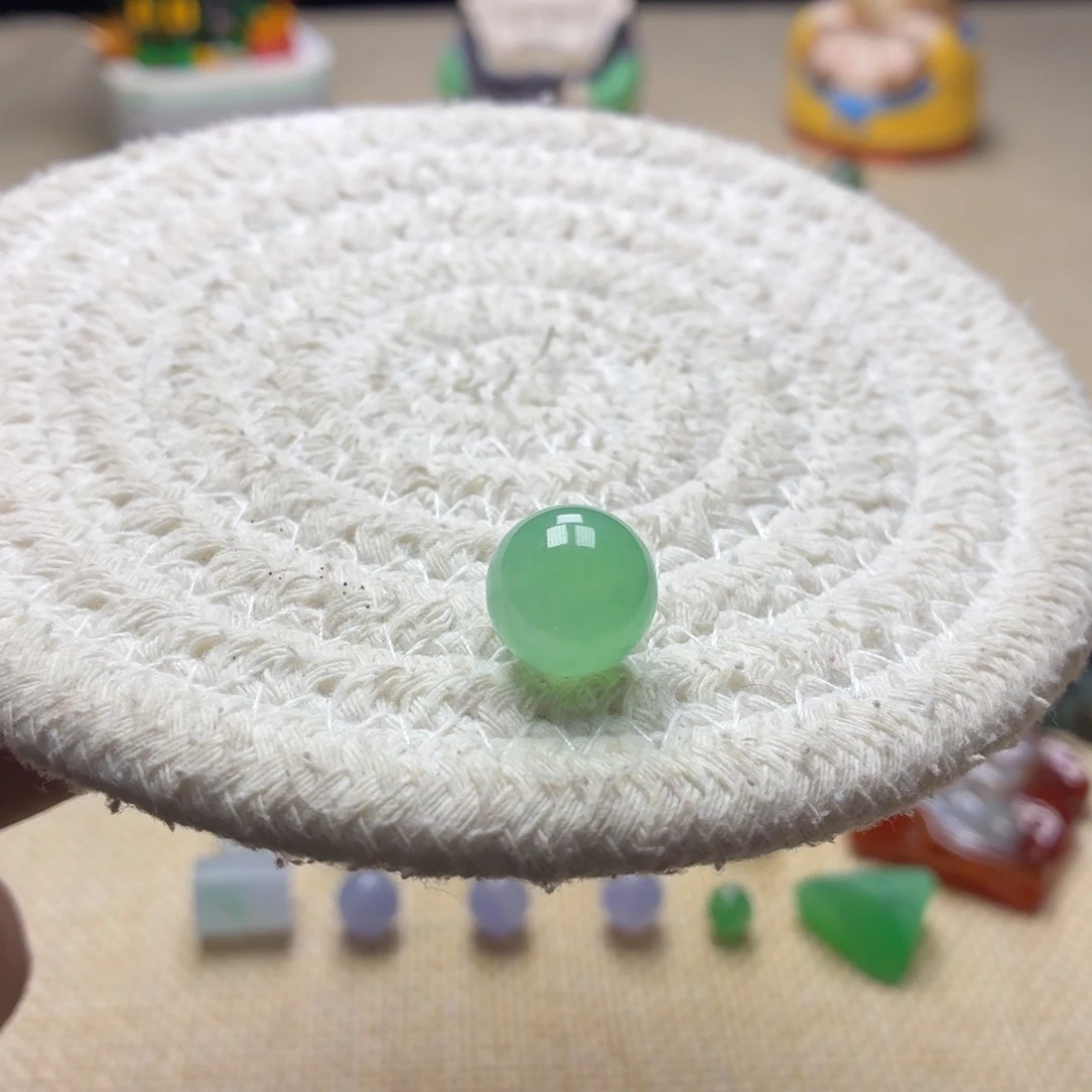 翡翠未镶嵌手链12.06满绿圆珠