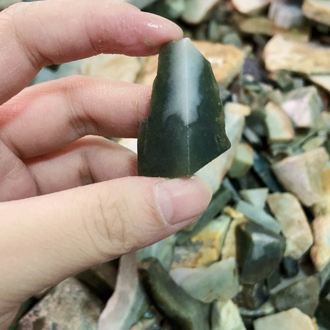 翡翠未镶嵌颈饰天然翡翠
