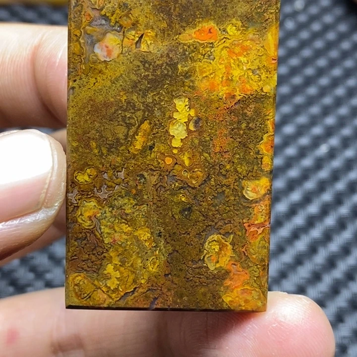 玛瑙/玉髓颈饰未镶嵌史****2