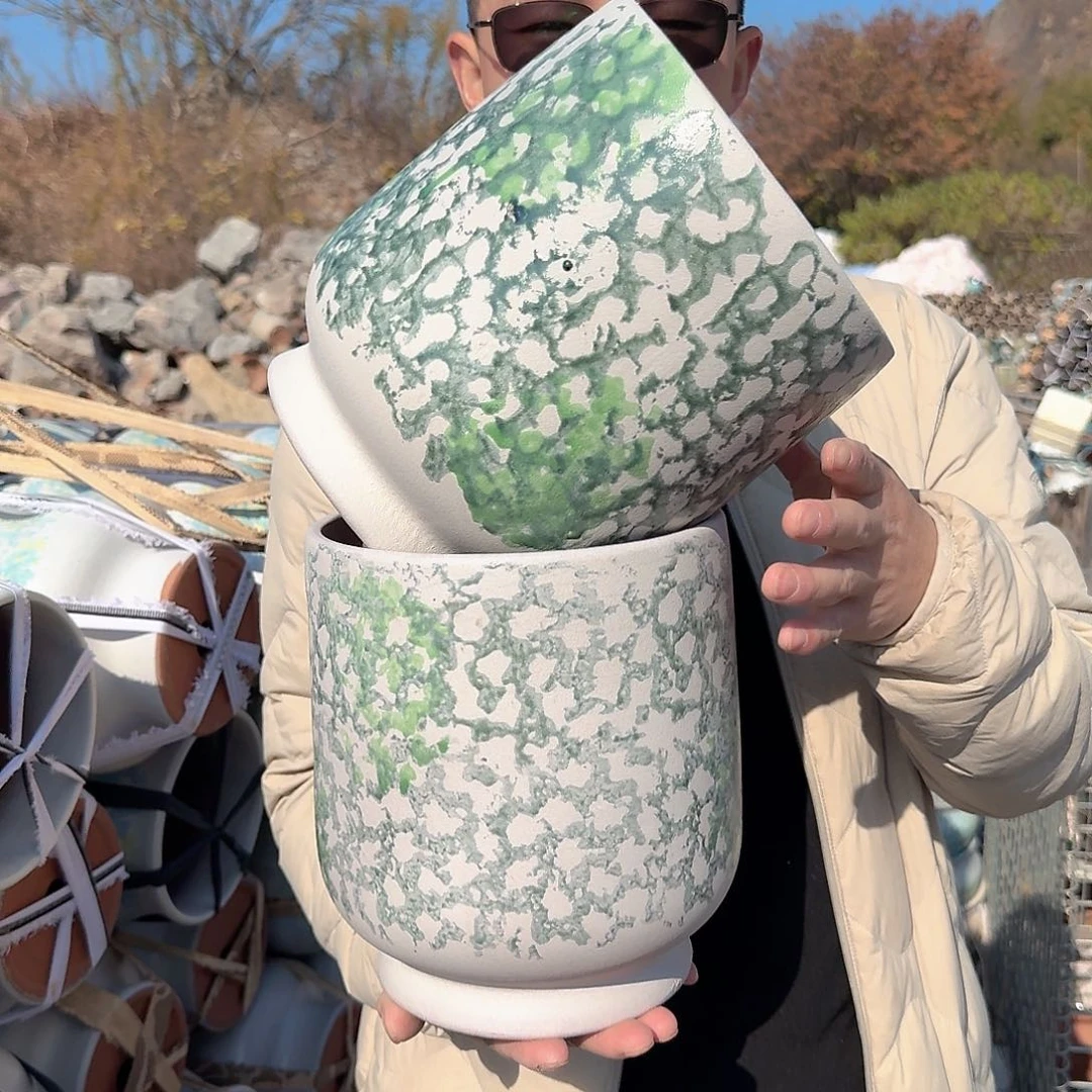 紫砂花盆口20高23（两个蛋壳姹寂