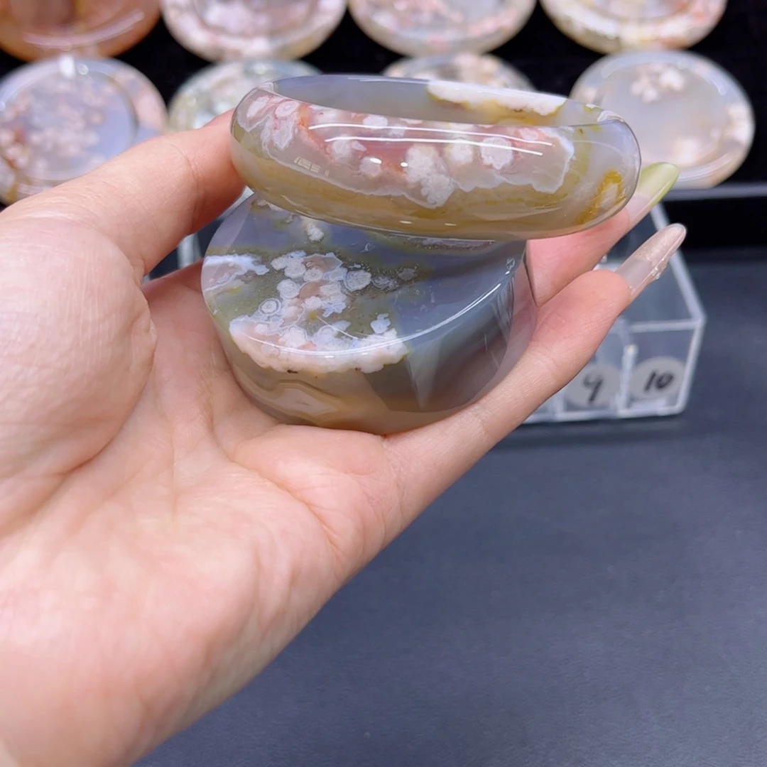 玛瑙/玉髓手镯未镶嵌58