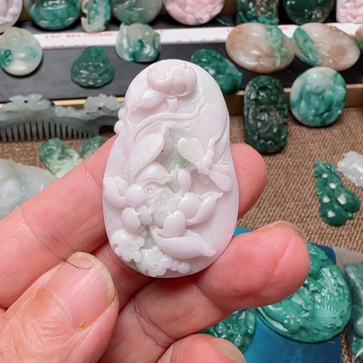 独山玉未镶嵌手镯