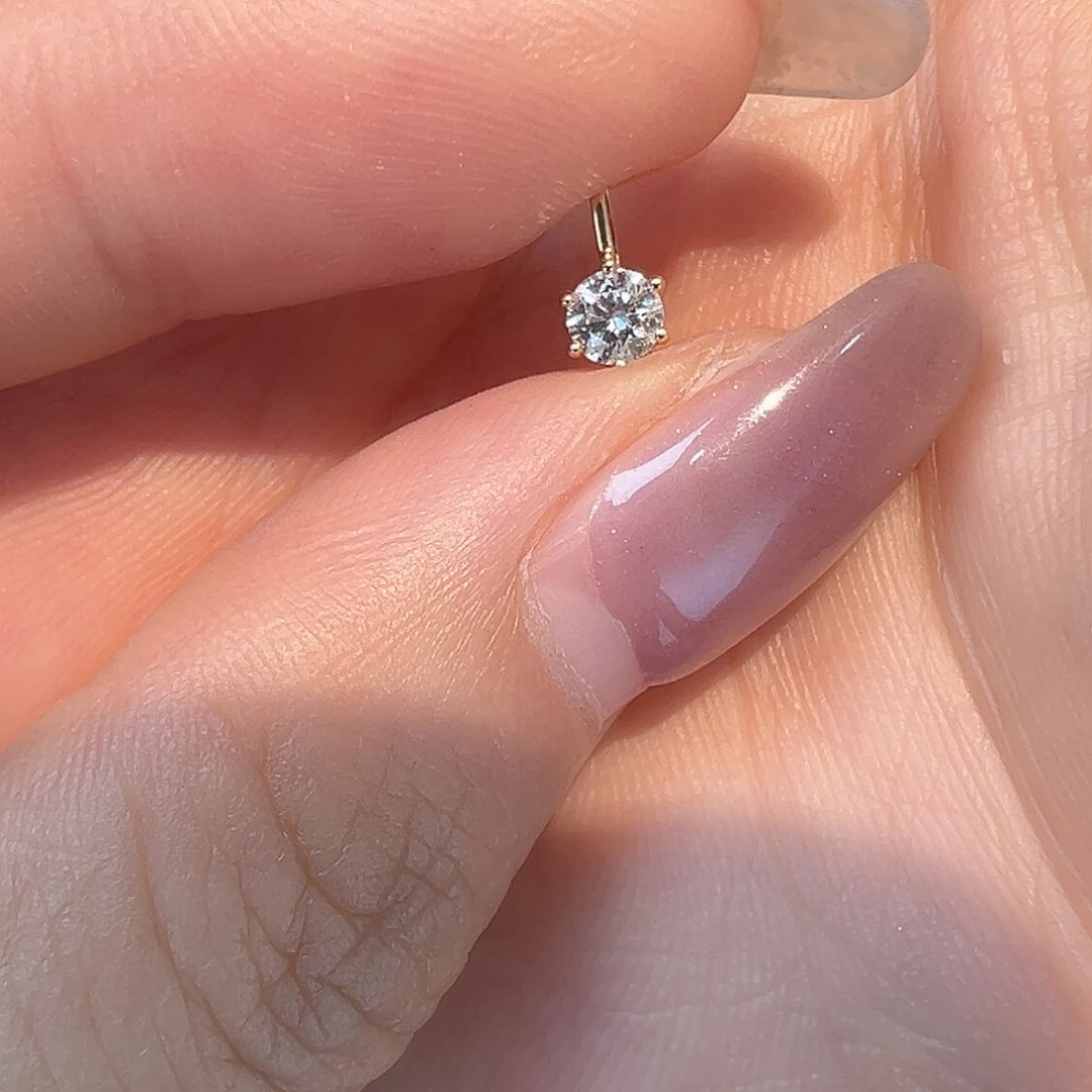 颈饰钻石18K金镶嵌