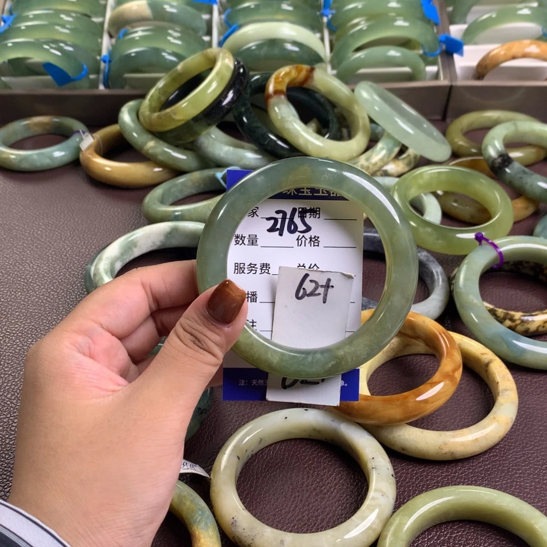 未镶嵌蛇纹石玉手镯2765