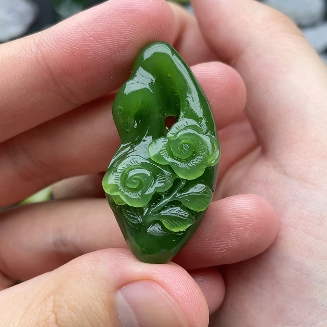 【闪购商品】颈饰未镶嵌和田玉