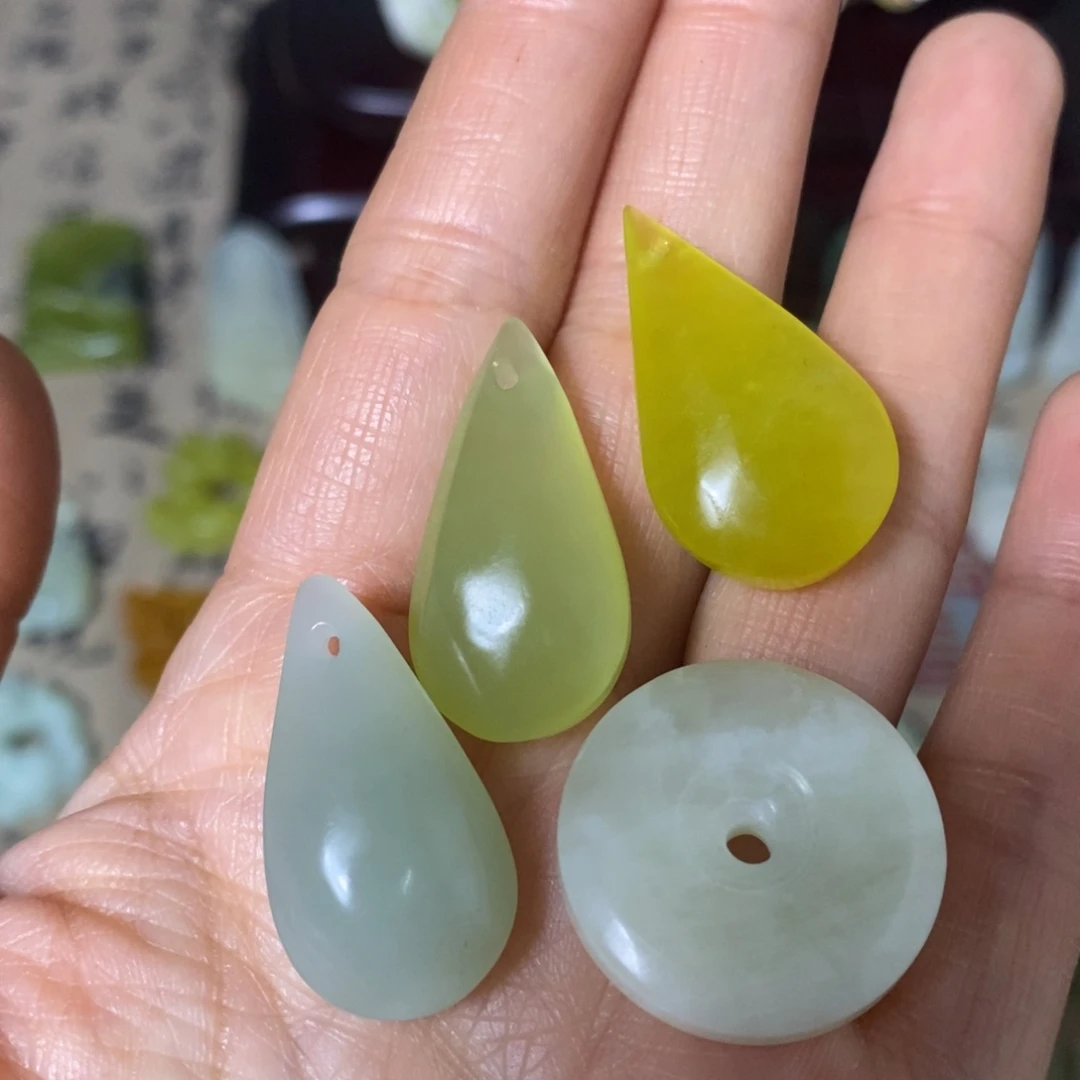 蛇纹石玉未镶嵌天然岫玉