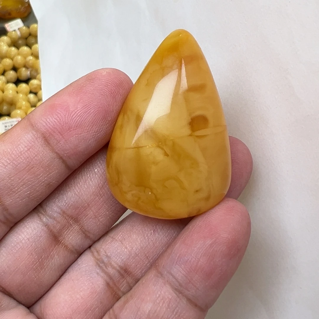 一***顺蜜蜡未镶嵌裸石10.16克