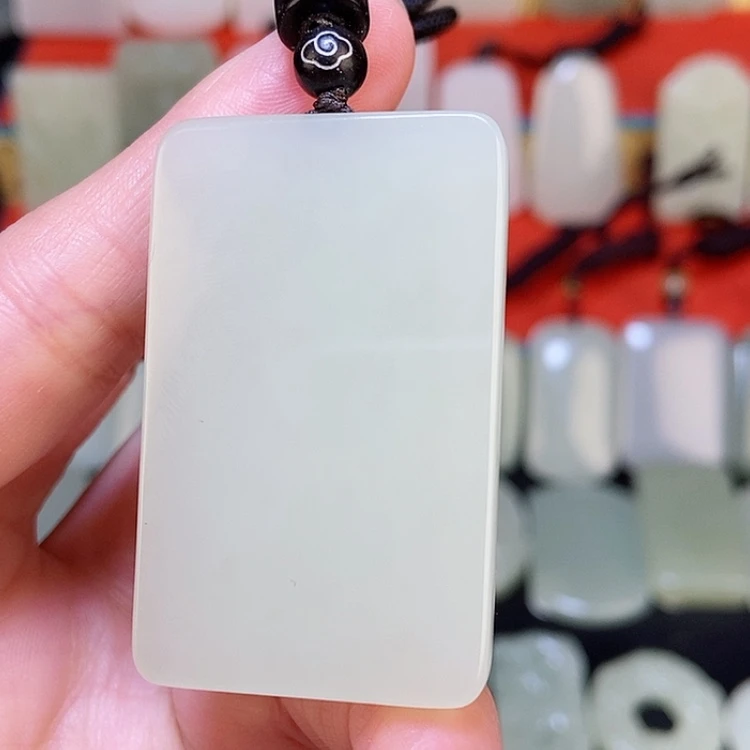 【闪购商品】颈饰未镶嵌和田玉