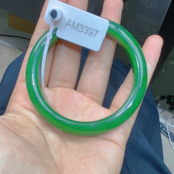 未镶嵌手镯和田玉（碧玉）