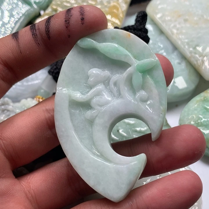 颈饰未镶嵌翡翠保真天然a货翡翠
