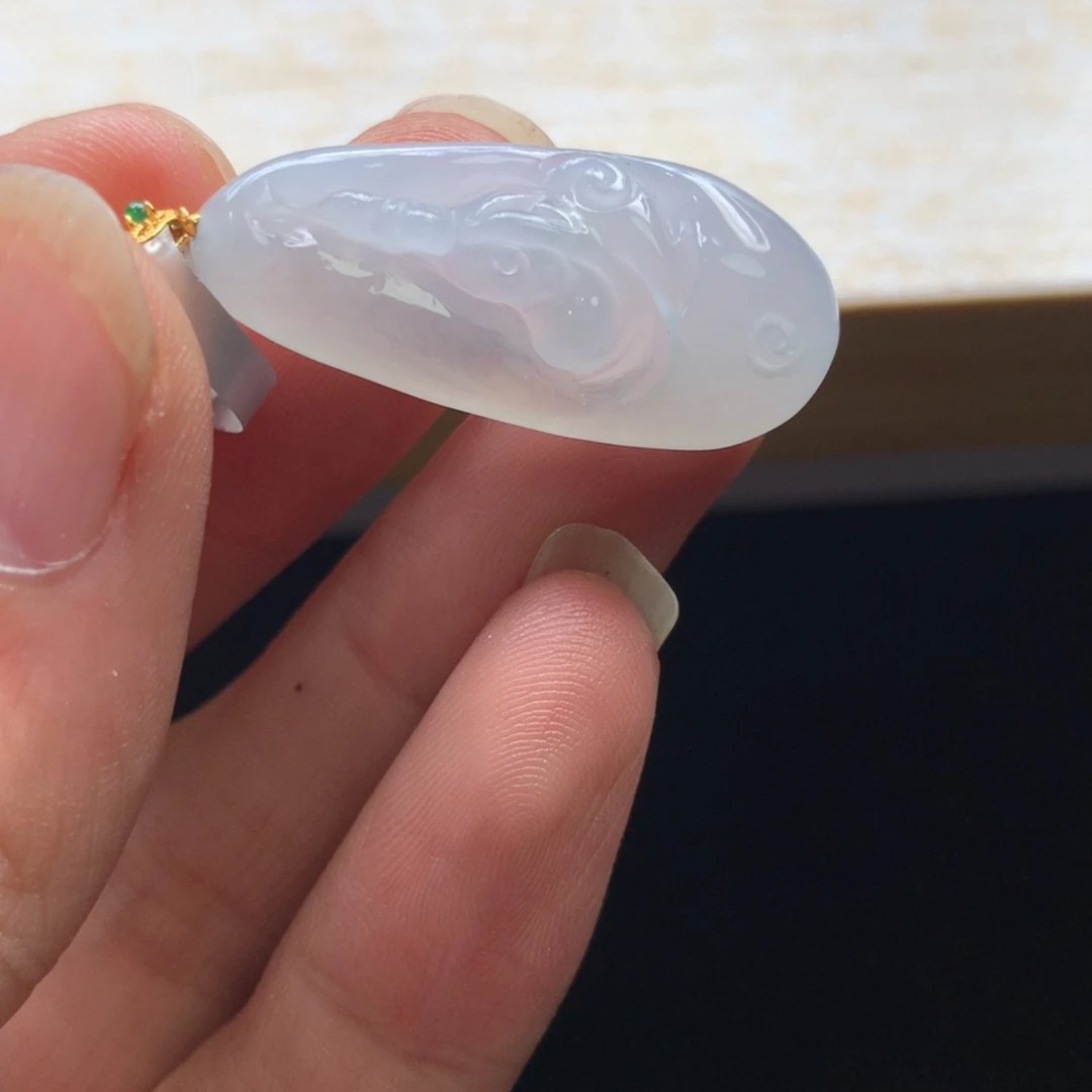 翡翠未镶嵌颈饰吊坠