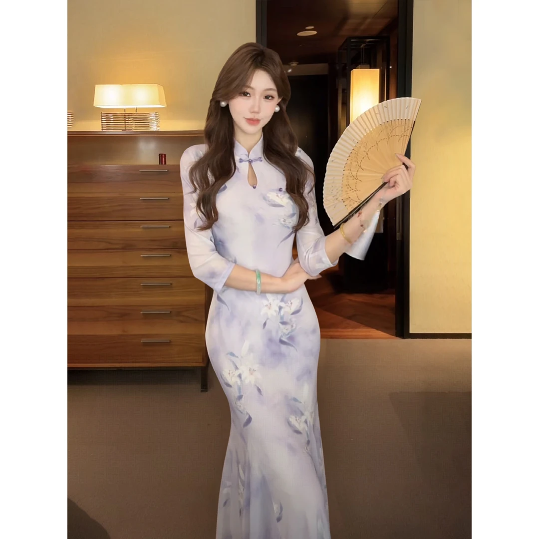 凌茜恣禾【黛茉】国风新中式浅紫百合花裙气质高级感修身显瘦旗袍