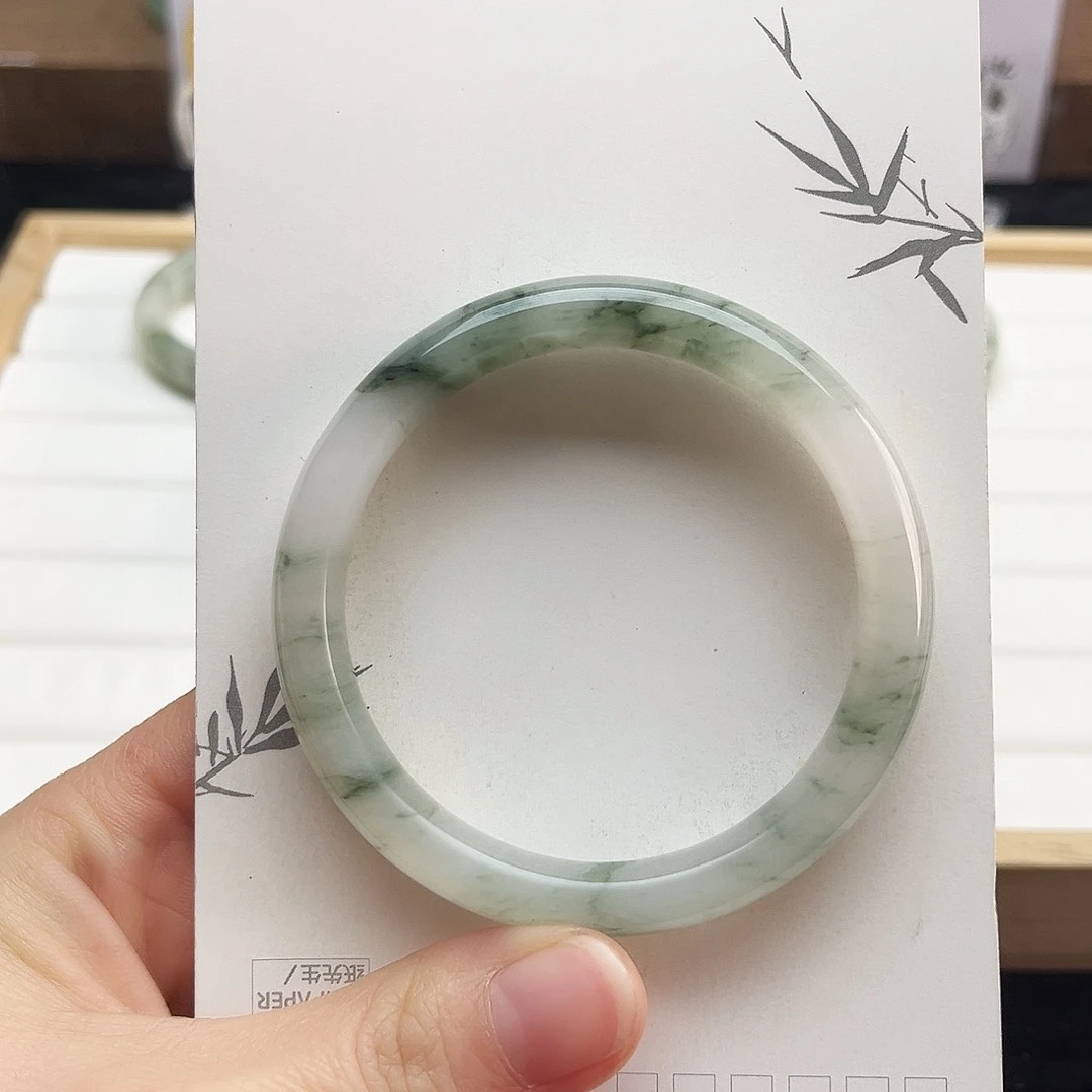 未镶嵌手镯石英质玉9