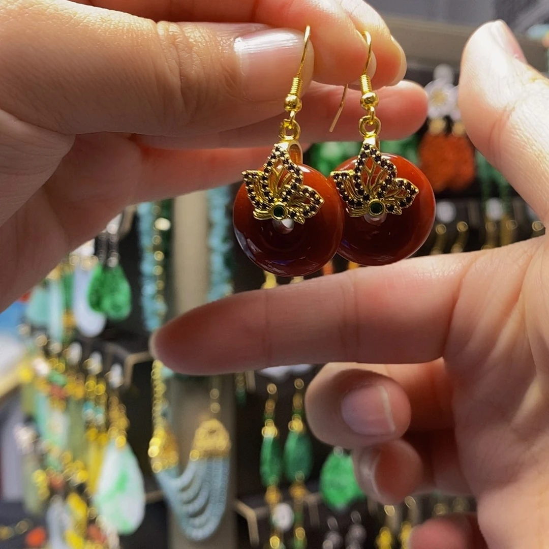 未镶嵌翡翠耳饰翡翠