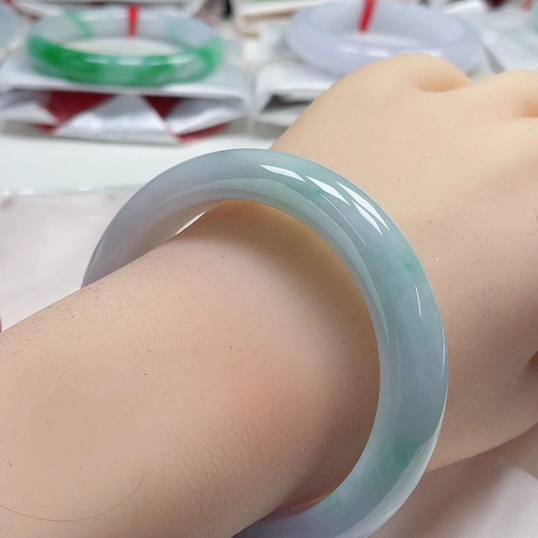 翡翠手镯未镶嵌缅甸翡翠手镯54圈