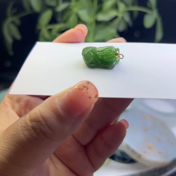 和田玉（碧玉）未镶嵌颈饰碧玉貔貅