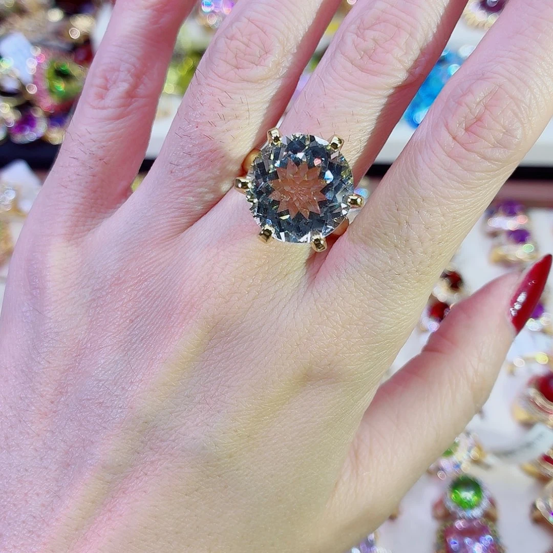 银S925镶嵌托帕石戒指