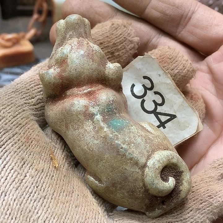 未镶嵌和田玉挂件乐*族