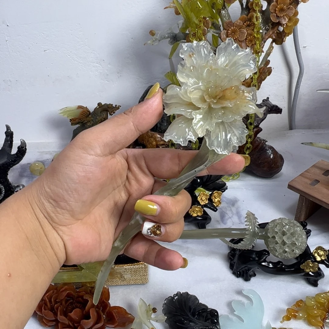 未***染定制蛇纹石玉毛货发饰