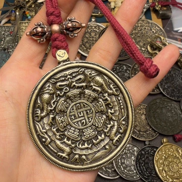 藏传文玩九宫如图