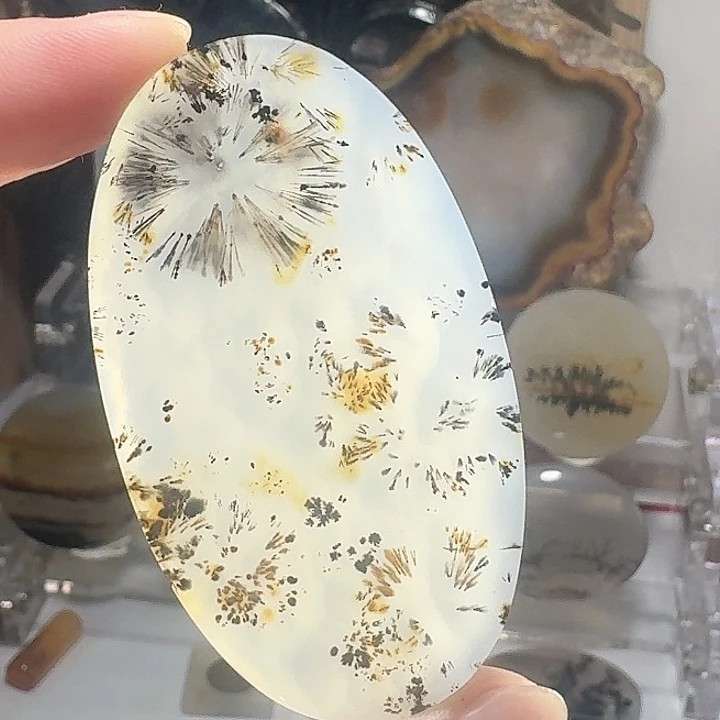 玛瑙/玉髓未镶嵌珠宝半成品