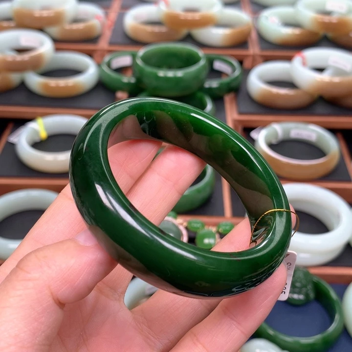 和田玉（碧玉）手镯未镶嵌54