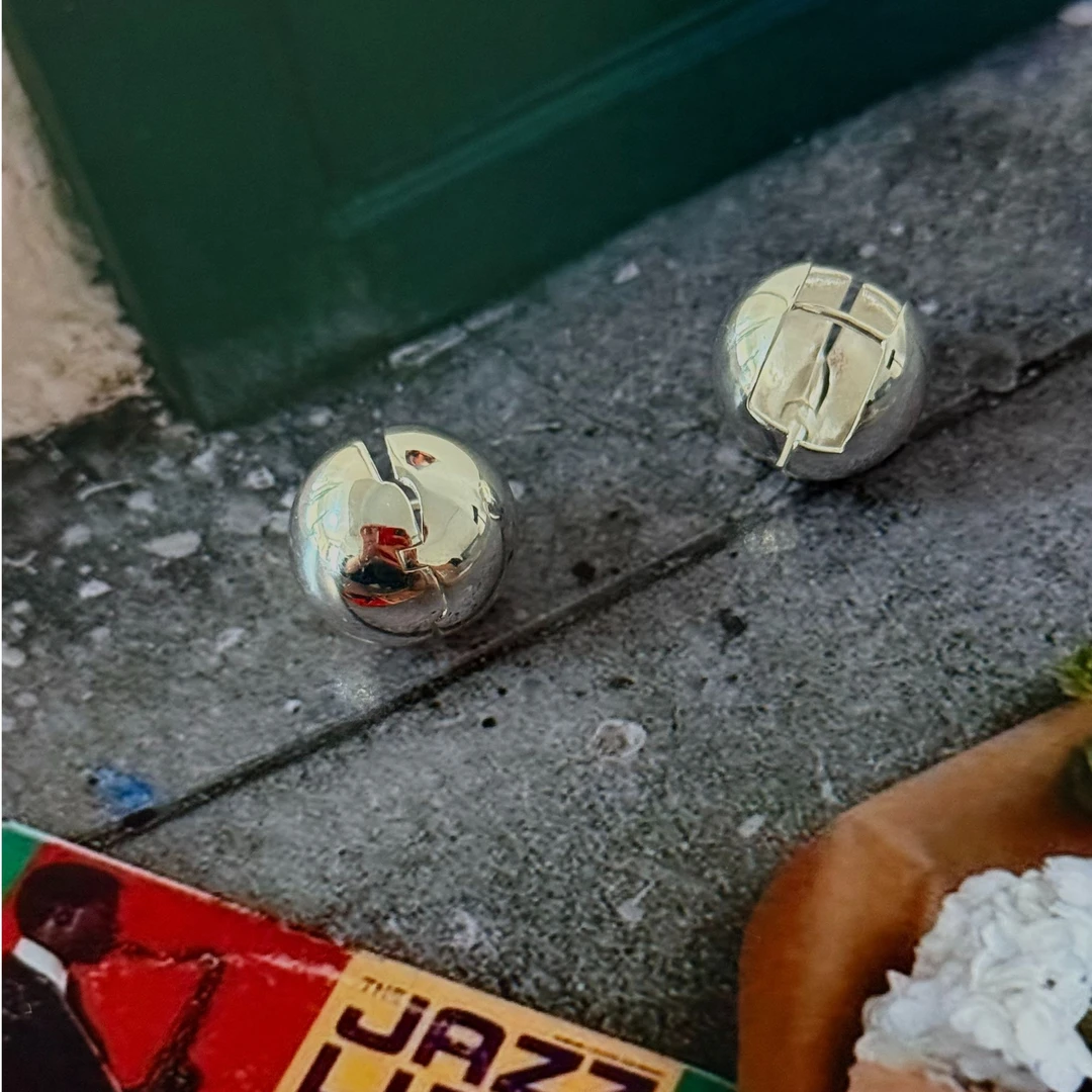 925银耳饰 E206韩版轻奢风光面球球耳扣银色耳环百搭饰品耳钉耳圈