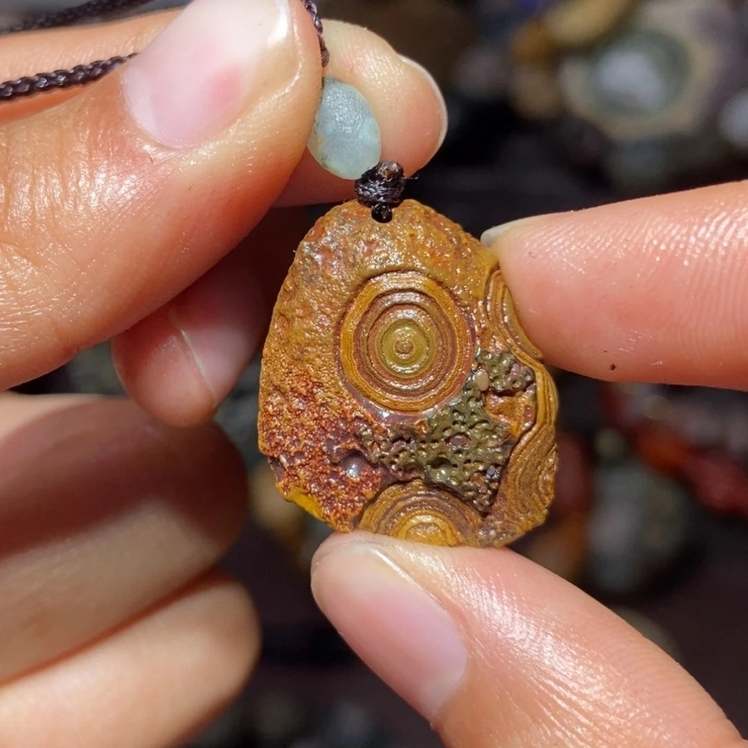 玛瑙/玉髓未镶嵌珠宝半成品