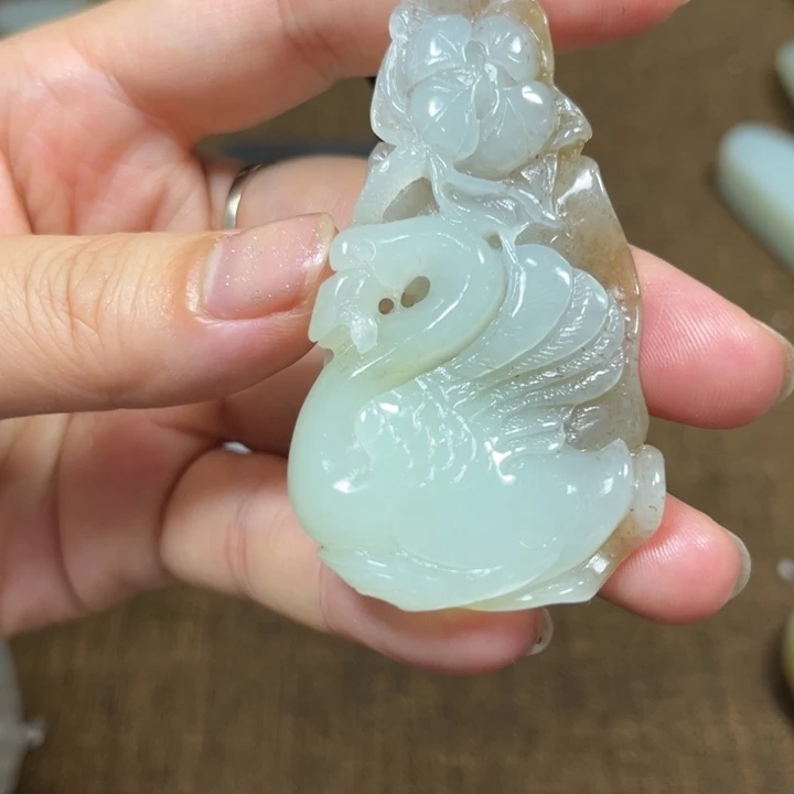 颈饰未镶嵌和田玉