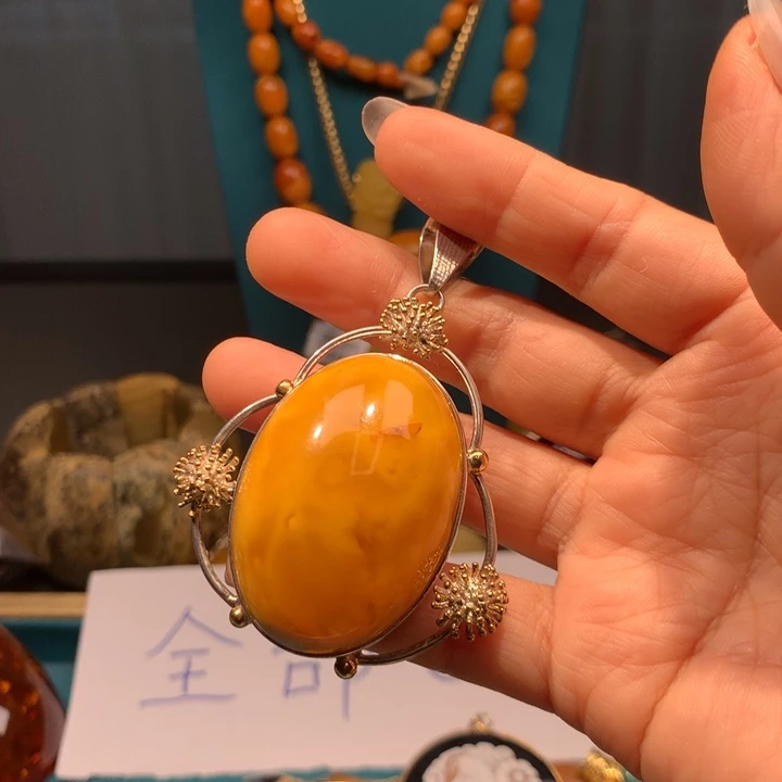 琥珀颈饰未镶嵌波兰设计款琥珀蜜蜡