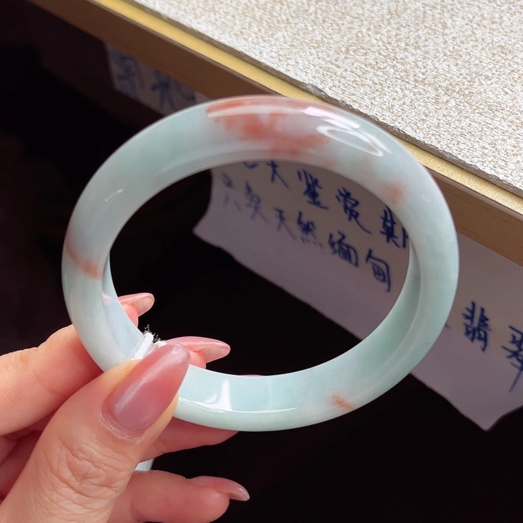 翡翠未镶嵌手镯手镯