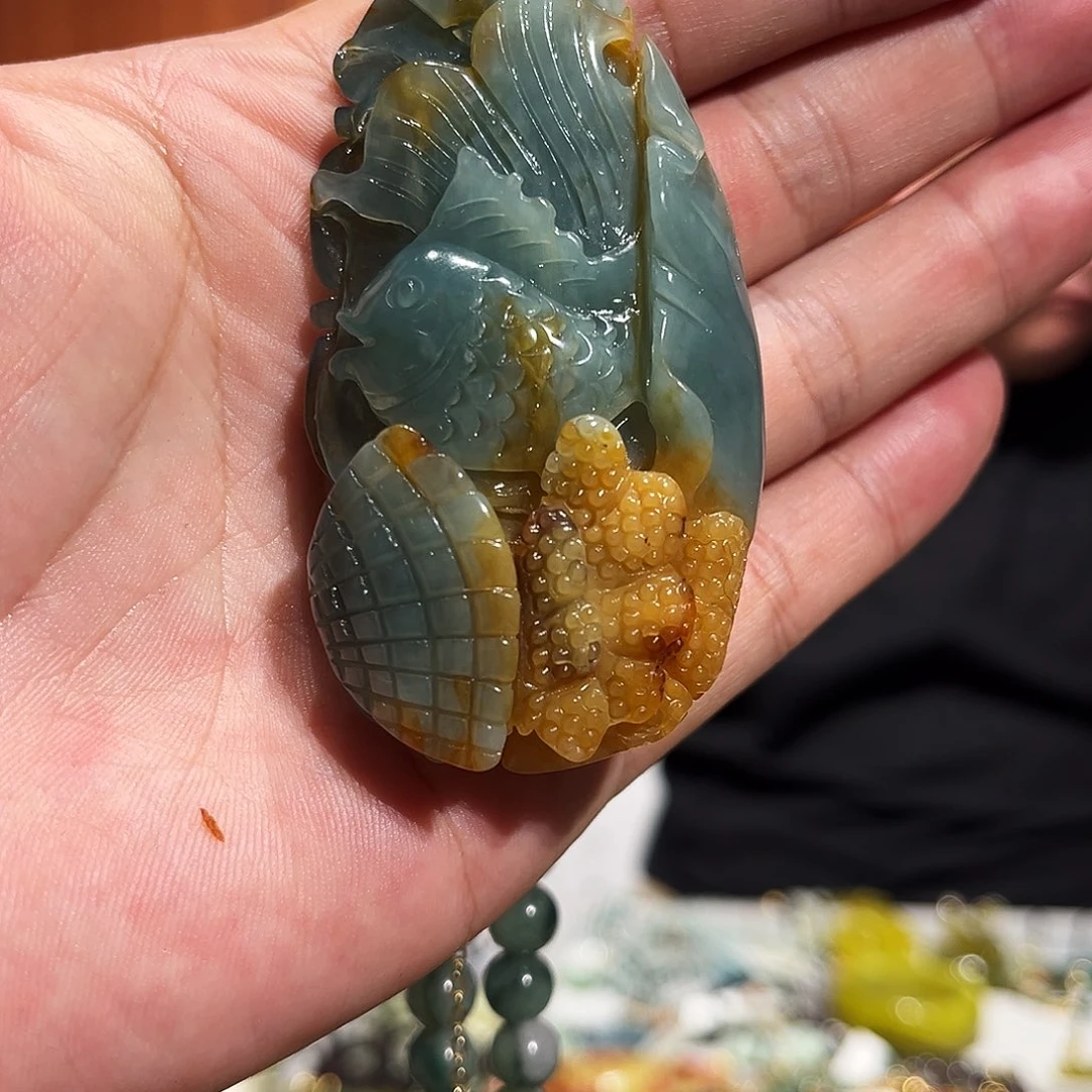 岫玉未镶嵌毛衣链