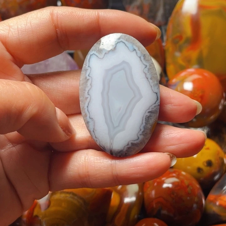 玛瑙/玉髓战国红玛瑙挂件未镶嵌云****室