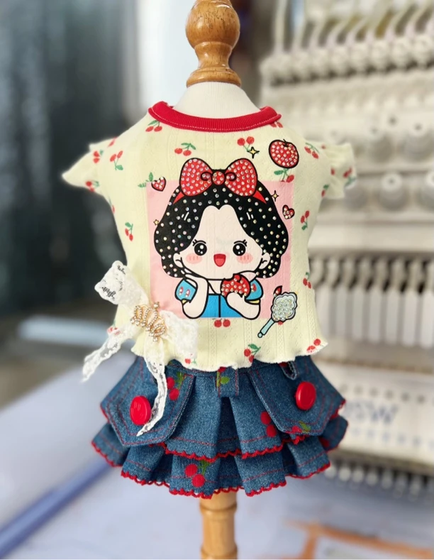 宠物高定套装，可调节肩带吊带裙子和时尚外搭