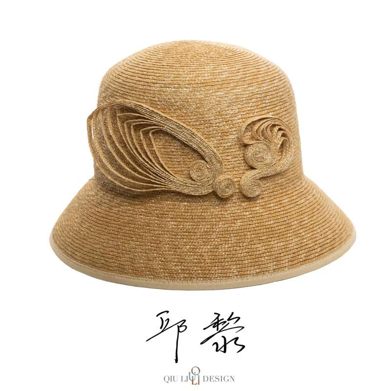 邱黎 · 【细麦秆】新款设计感优雅盘花造型盆帽 1d2268
