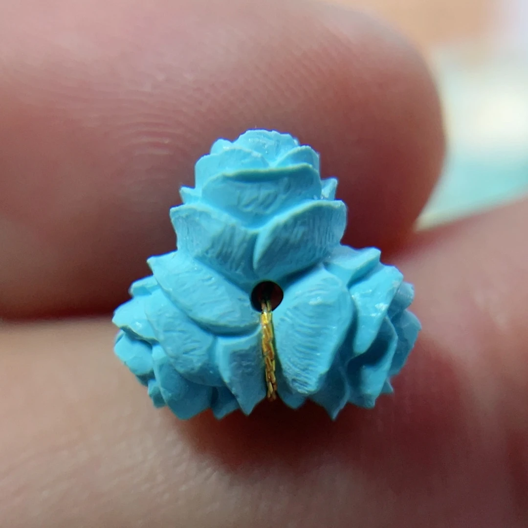 绿松石配饰未镶嵌