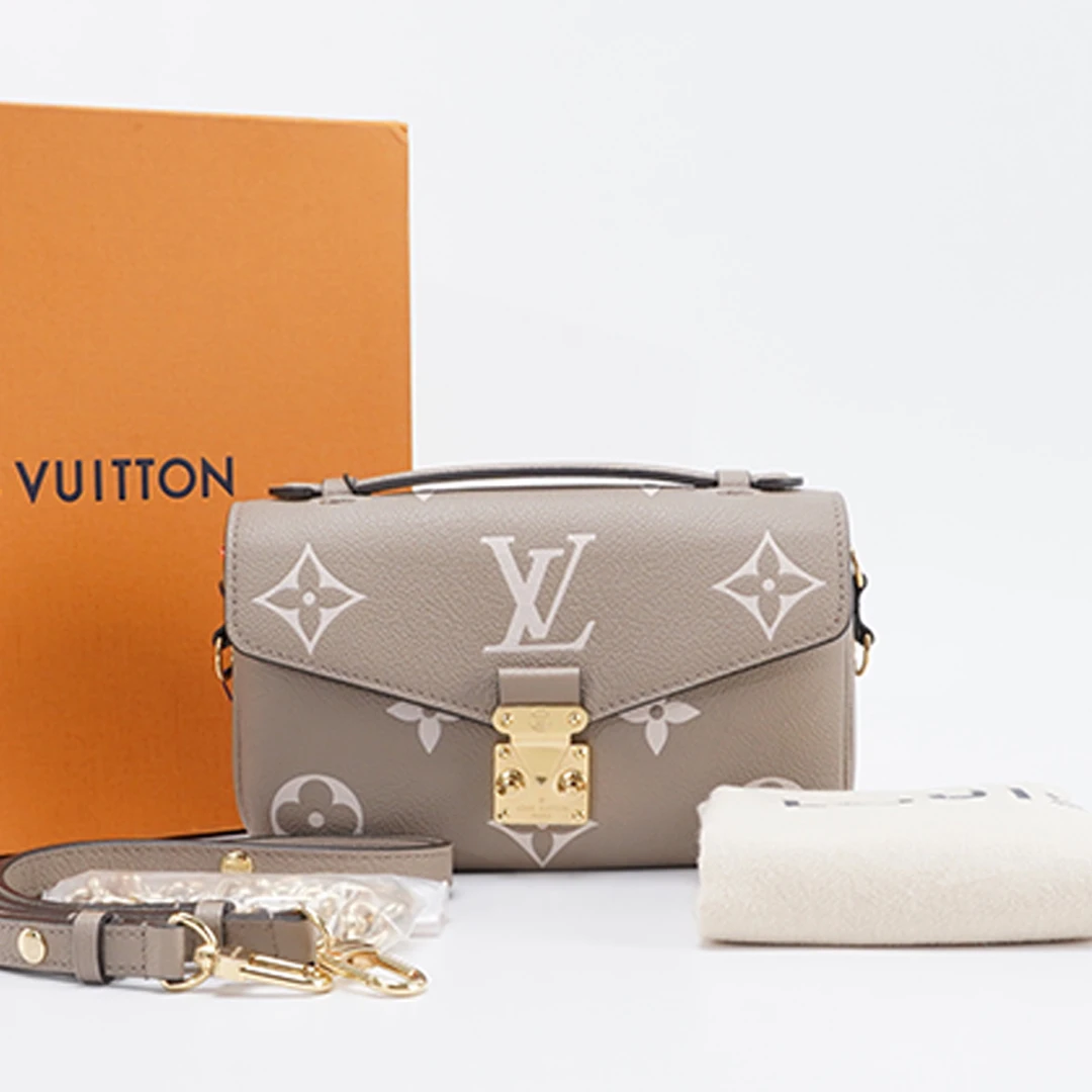 99新 LouisVuitton/路易威登 闲置新【总仓】邮差新款大象灰/