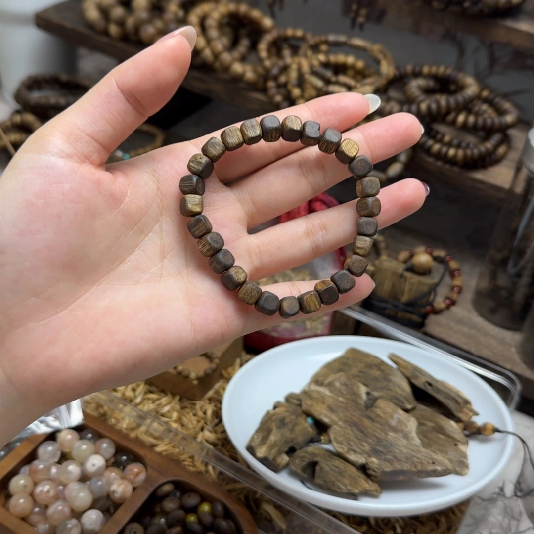 沉香碎屑沉香0.7方糖碎屑反应