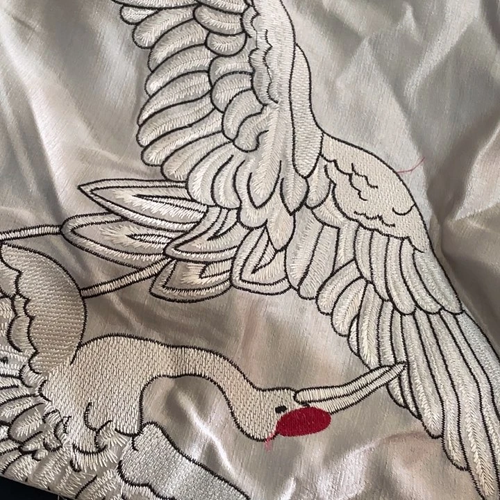 一***^陶瓷摆件部分微瑕