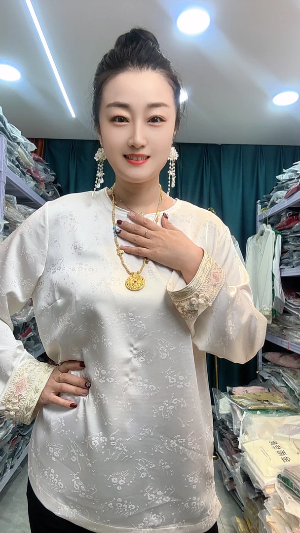 新中式国风刺绣长袖T恤女装春秋新款圆领宽松上衣