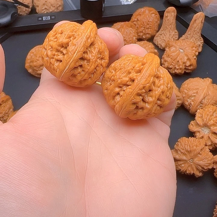 吊坠文玩核桃金公子