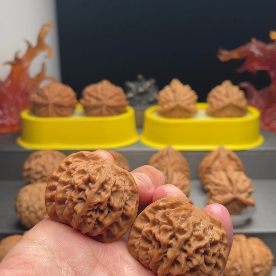 文玩核桃把件40秦闷