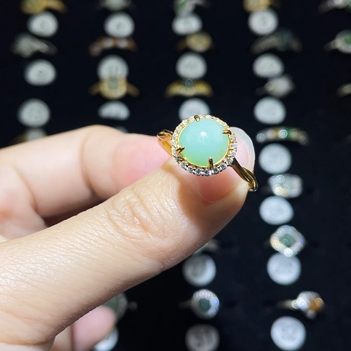 翡翠未镶嵌戒指戒指