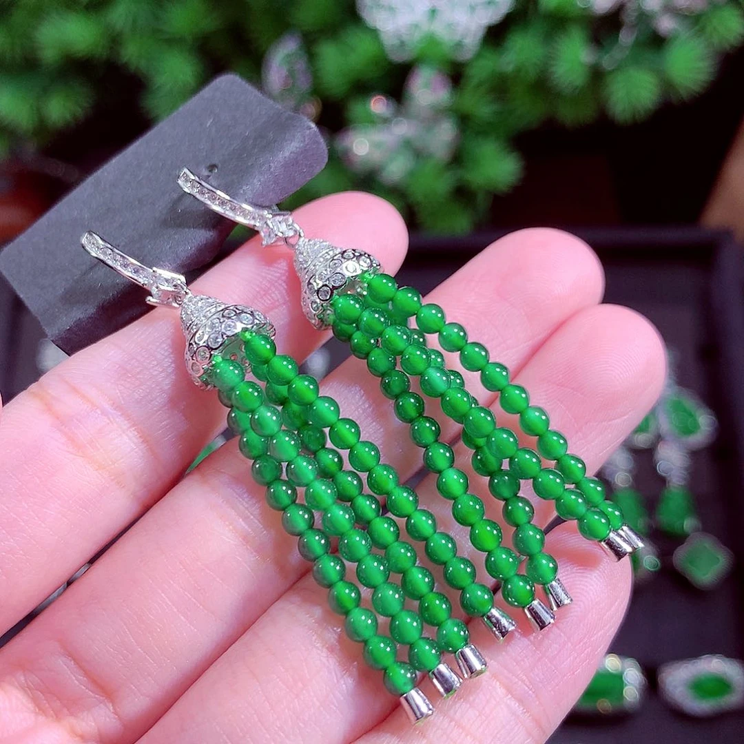 颈饰未镶嵌翡翠天然